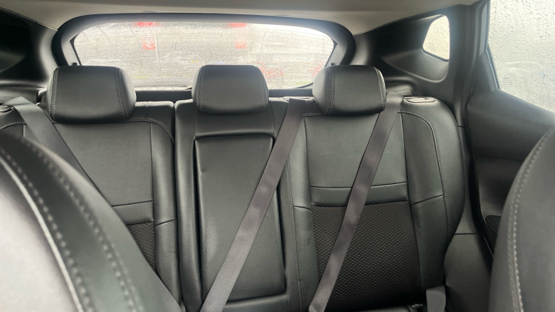 Nissan Qashqai 1.3 DiG-T Tekna 5dr Petrol Hatchback